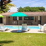 Praia Do Santinho Pousada Residence